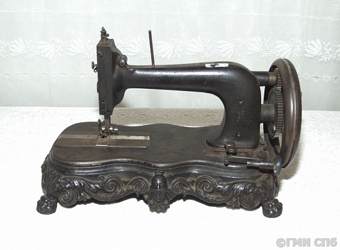 Машина швейная. 1870-е годы