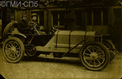 Автомобиль марки "Бразье" выпуска 1905 года