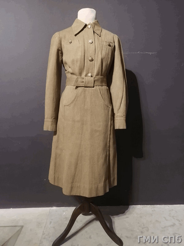 Платье женское форменное, летнее, принадлежало М.П. Пчелинцевой. 1941-1945