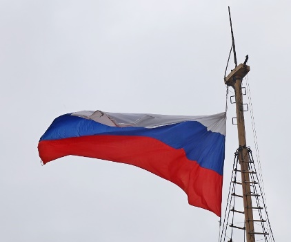 В Петропавловской крепости отметили День государственного флага Российской Федерации