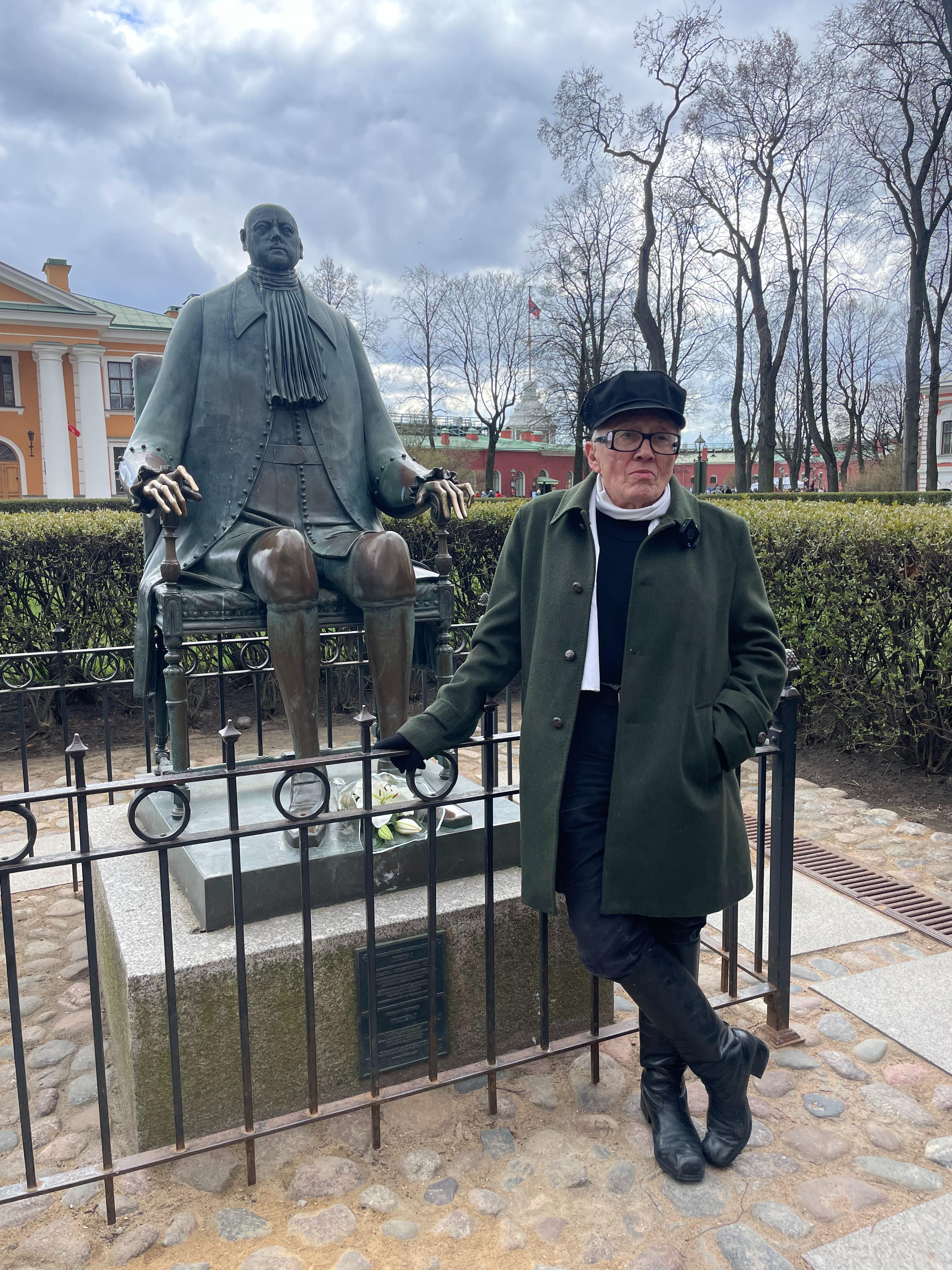 Михаил Шемякин посетил с визитом Петропавловскую крепость.