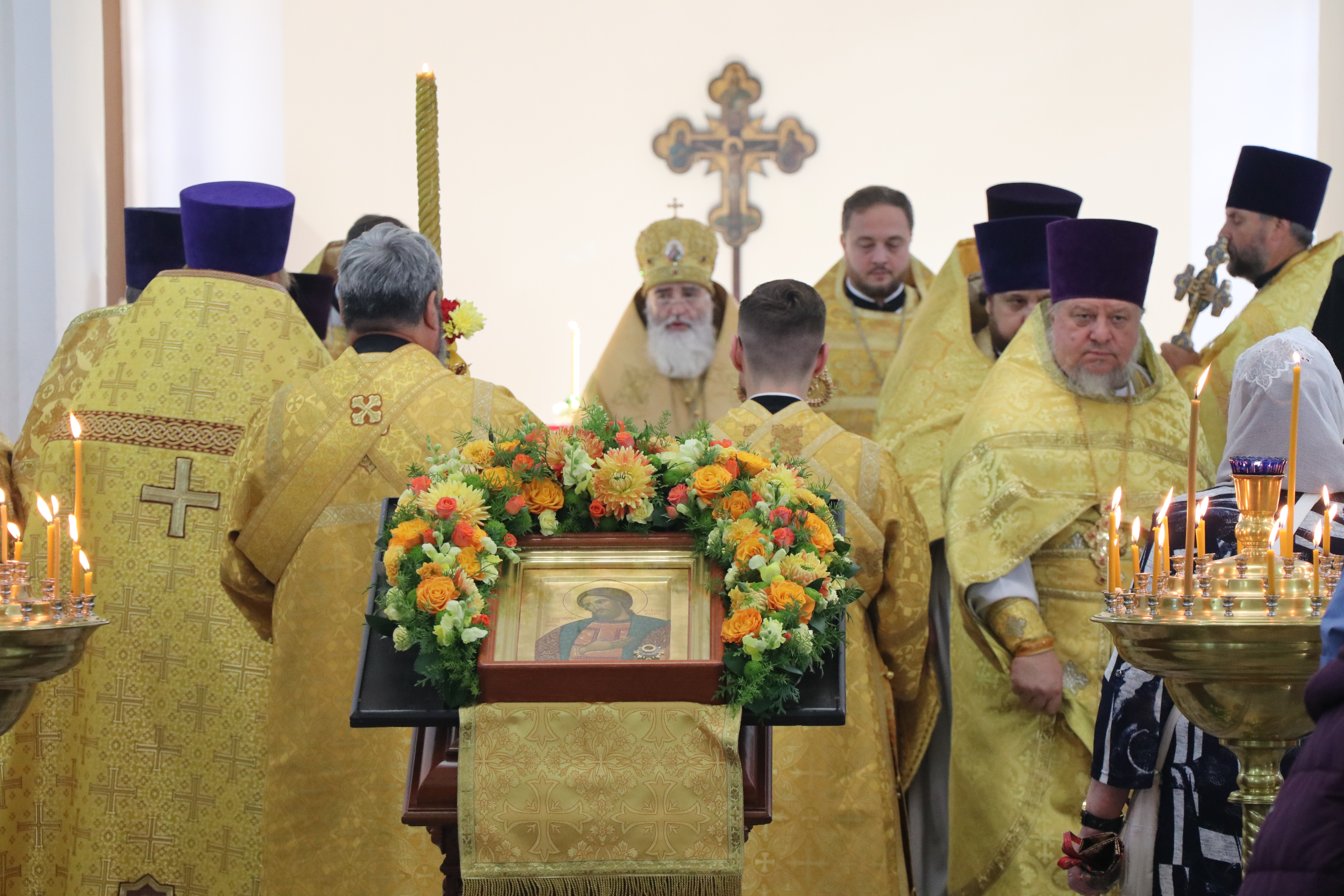 Водный крестный ход по реке Неве из крепости Орешек в Санкт-Петербург в День перенесения мощей Святого Благоверного князя Александра Невского  в Санкт-Петербург