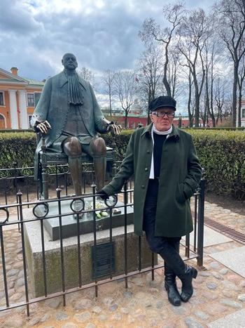 Михаил Шемякин посетил с визитом Петропавловскую крепость.