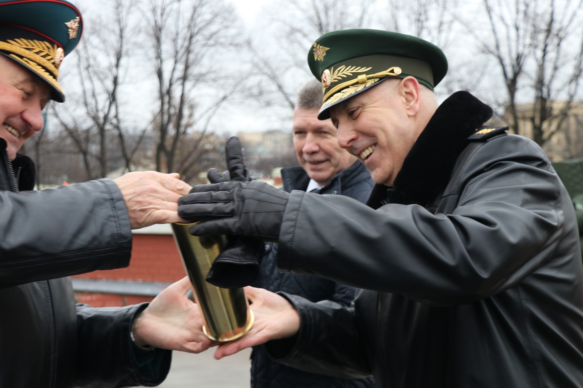 Традиционный полуденный выстрел временно будет звучать с Государева бастиона