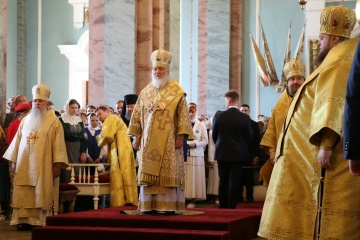 Патриарх Московский и Всея Руси Кирилл возглавил Божественную литургию в Петропавловском соборе в День святых апостолов Петра и Павла